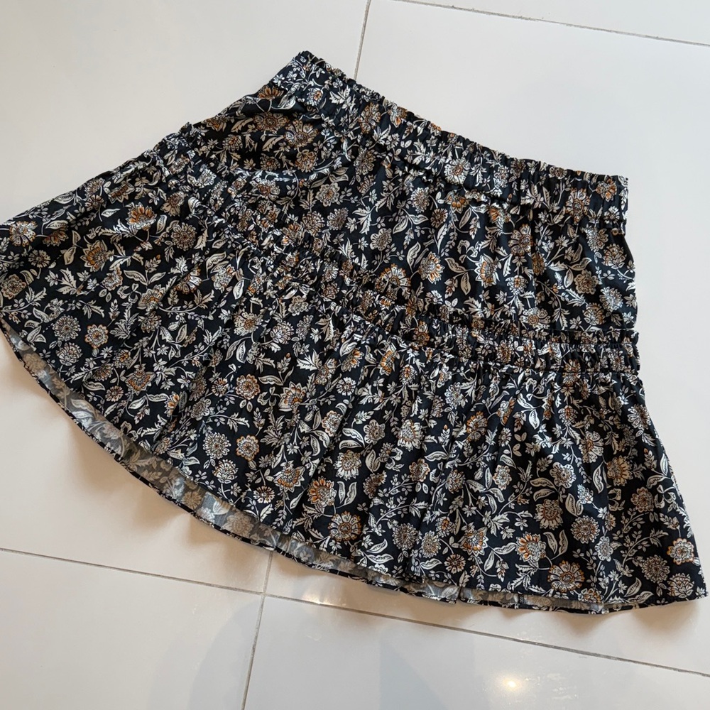 Zara Floral A-Line Skirt in Black and Cream